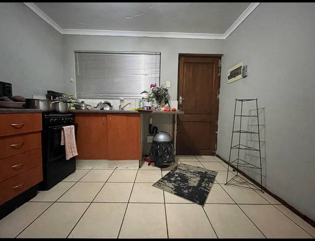 2 BEDROOM APARTMENT FOR SALE IN MONTCLAIR